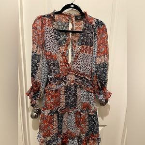 Backless dress, Adorable color patchwork. 3 quarter sleeves. Size small